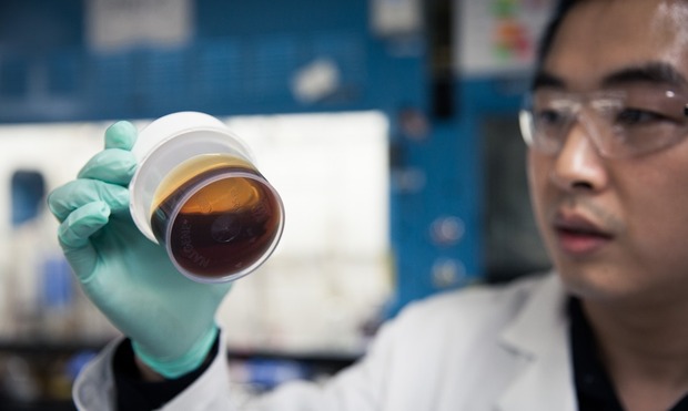 Chao Wang with self-healing polymer